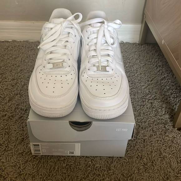 Nike Air Force 1 Low white ‘07 - Picture 1 of 5
